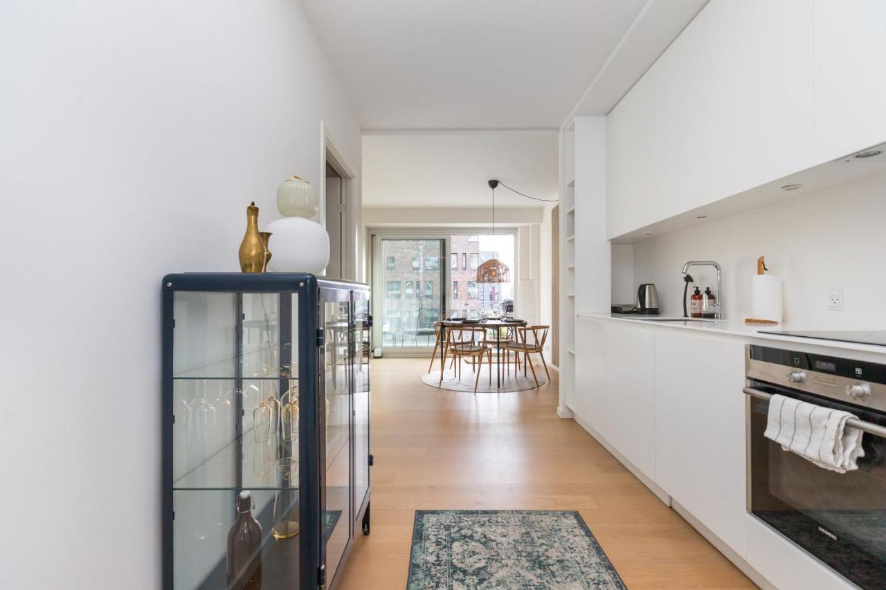 Lys 3 Vaerelses Lejlighed Med 26 M2 Sydvendt Altan Aarhus Exterior photo
