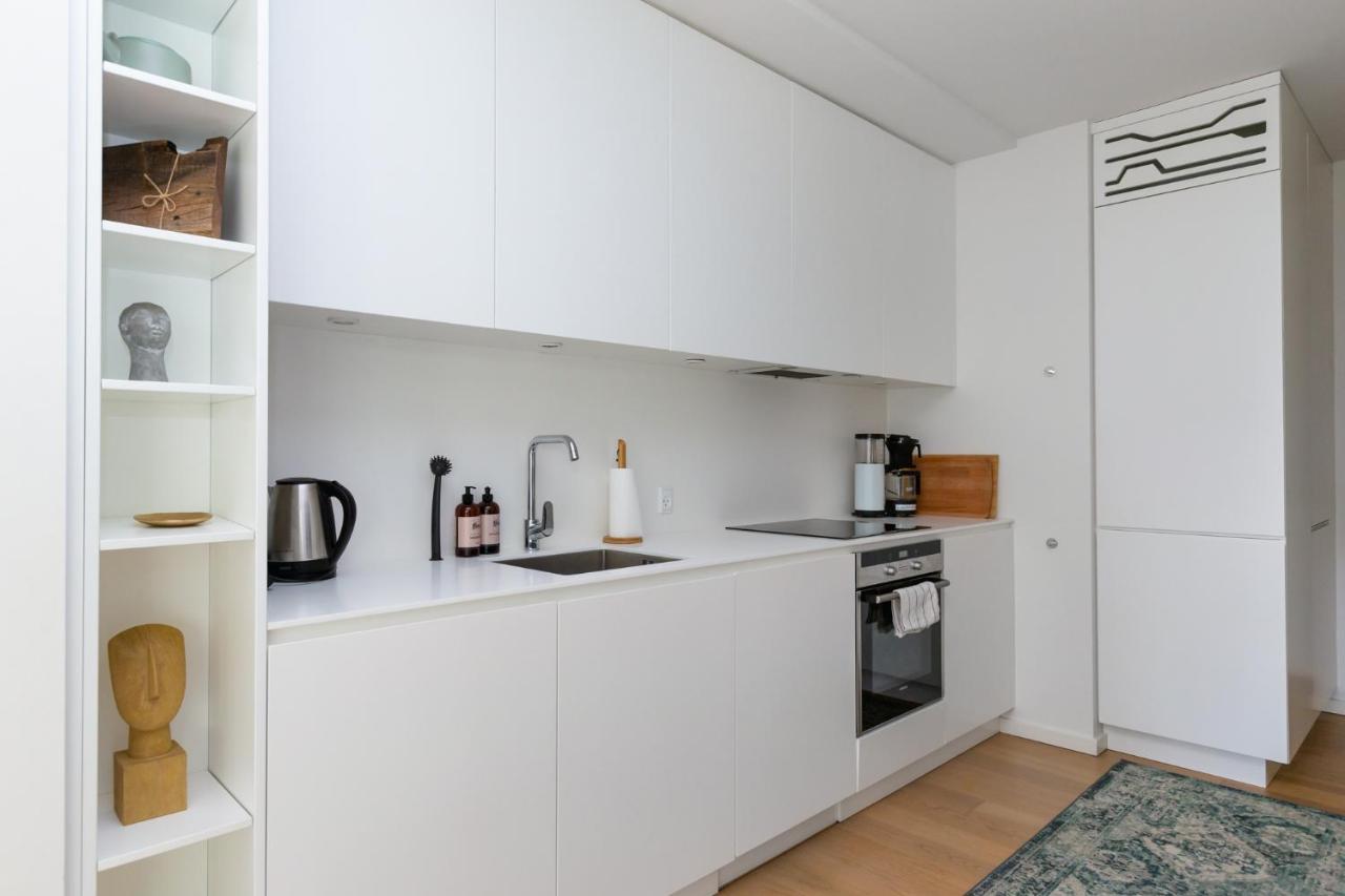 Lys 3 Vaerelses Lejlighed Med 26 M2 Sydvendt Altan Aarhus Exterior photo